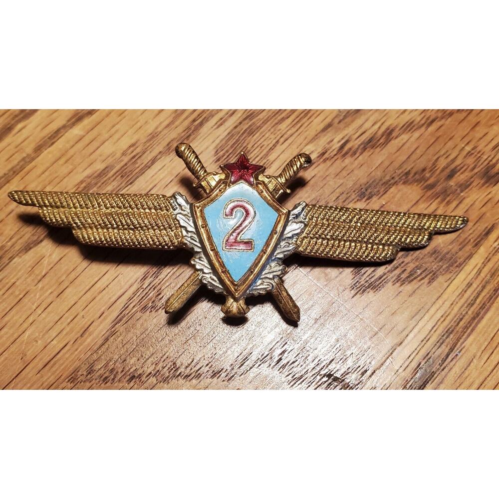 SIGN BADGE SOVIET RUSSIA ICON USSR Military Pilot of the 2 st class,1957 SHEAP